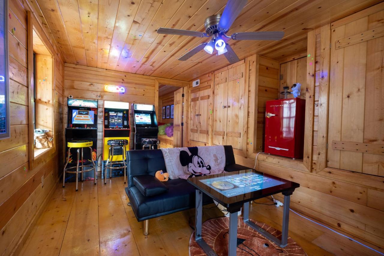 Three Dog Night - Pet-Friendly Cabin With Hot Tub Villa Blue Ridge Exterior photo