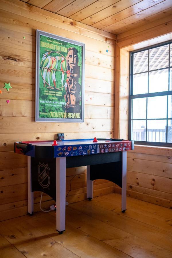 Three Dog Night - Pet-Friendly Cabin With Hot Tub Villa Blue Ridge Exterior photo